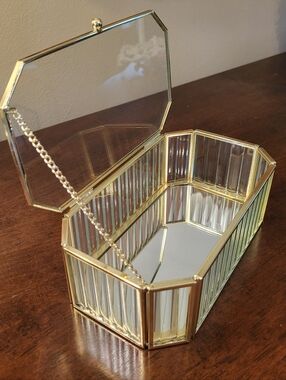 Rachel Roy Gold Tone Metal / Glass Hinged Lid Mirrored Jewelry Trinket Box